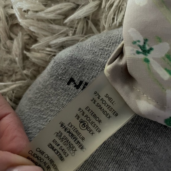 Calvin Klein shirt - Picture 7 of 8